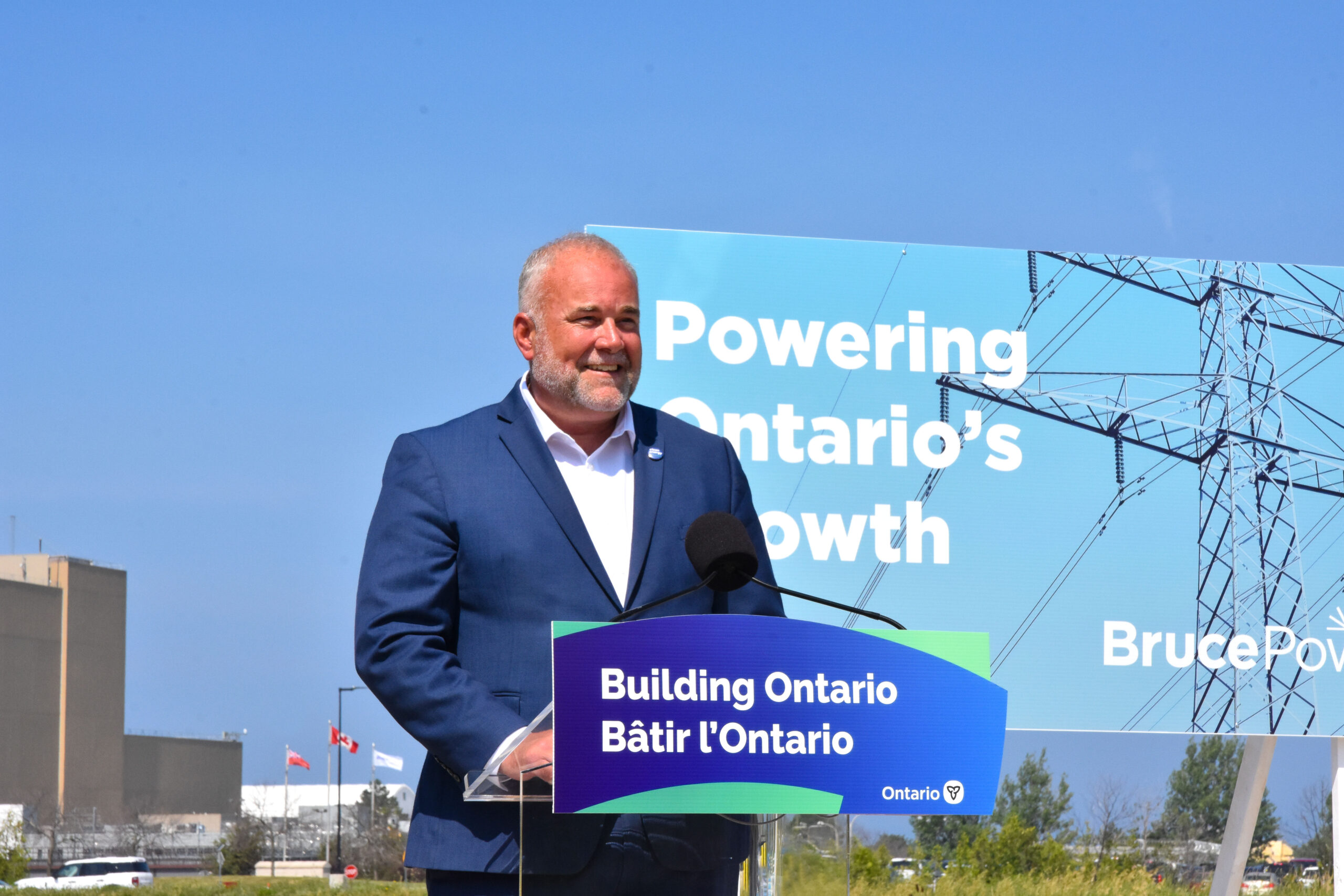 Bruce Power Announcement Photo of Ontario Minister